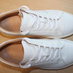 GREATS Sneakers - The Royale (Women's) in Blanco White Leather Size 10